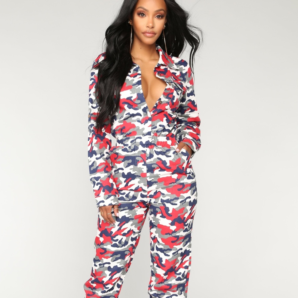 Fashion Nova Jumpsuit Camouflage Medium
